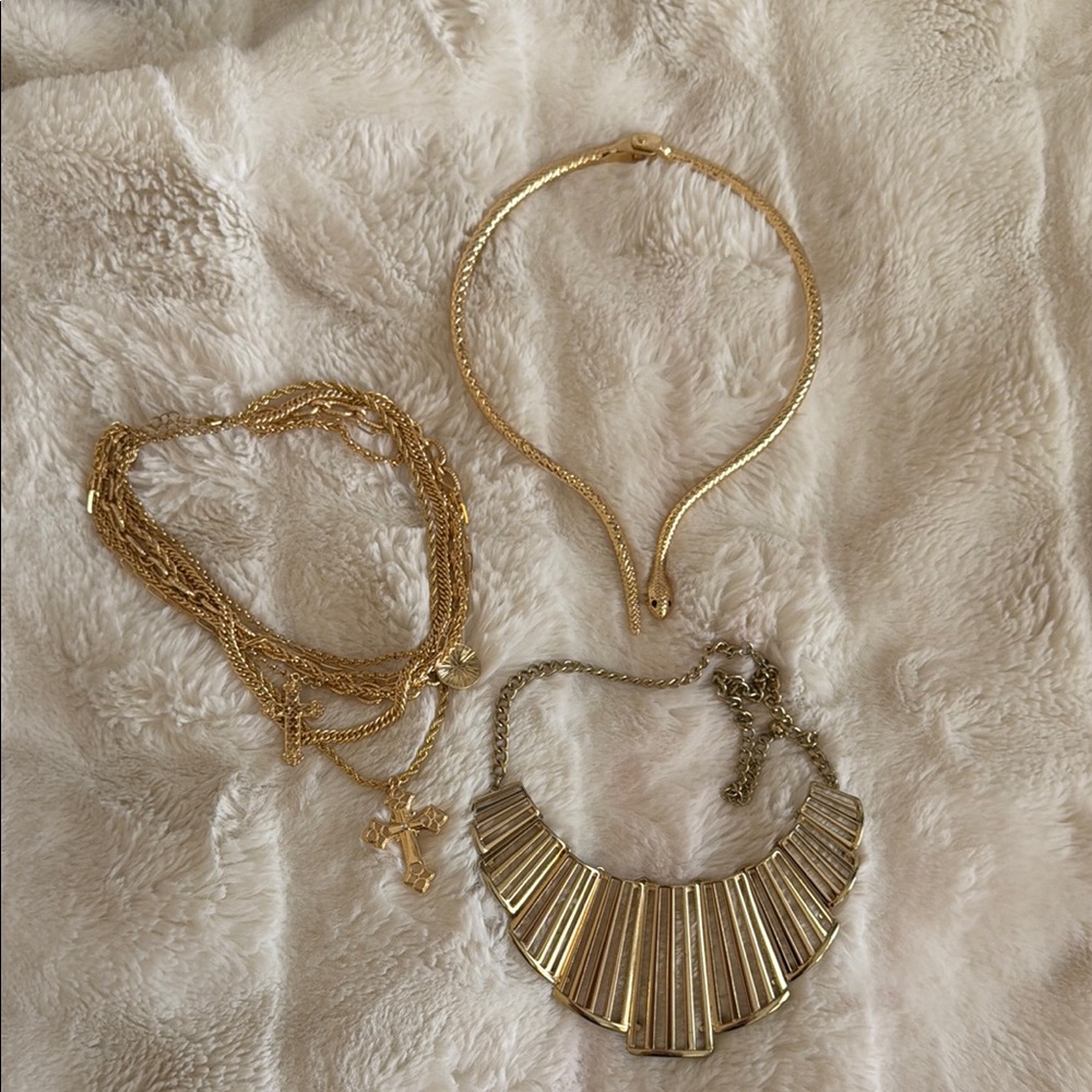 Gold Necklace Lot A08